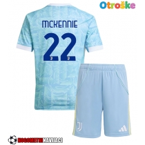 Otroške Nogometnih dresov Juventus Weston McKennie #22 Gostujoči 2025-26 Kratki rokavi (+ hlače)